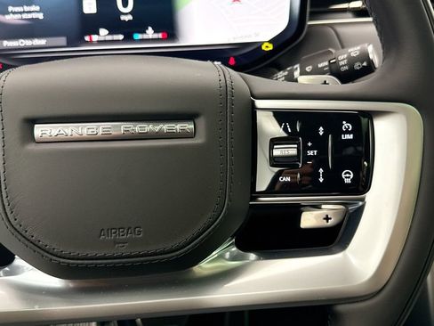 New 2026 Land Rover Range Rover Long Wheelbase SE AWD/4WD image 12