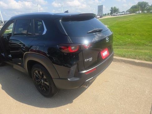 Used 2025 MAZDA CX-50 AWD 2.5 S w/ Premium Package image 19