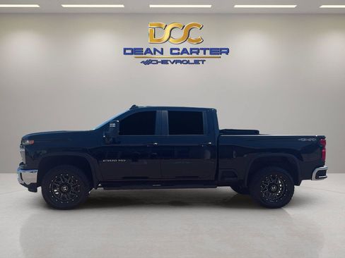 Used 2024 Chevrolet Silverado 2500 LT w/ All Star Edition AWD/4WD image 2