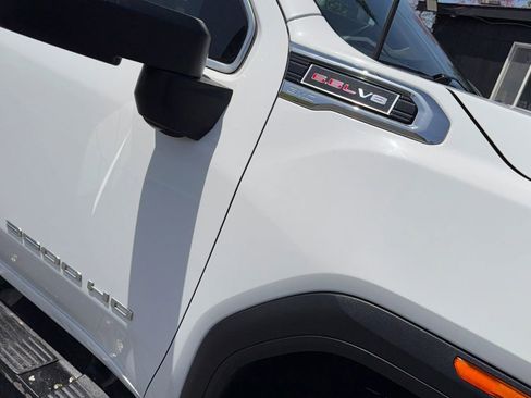 Used 2022 GMC Sierra 3500 SLE w/ SLE Convenience Package AWD/4WD image 13