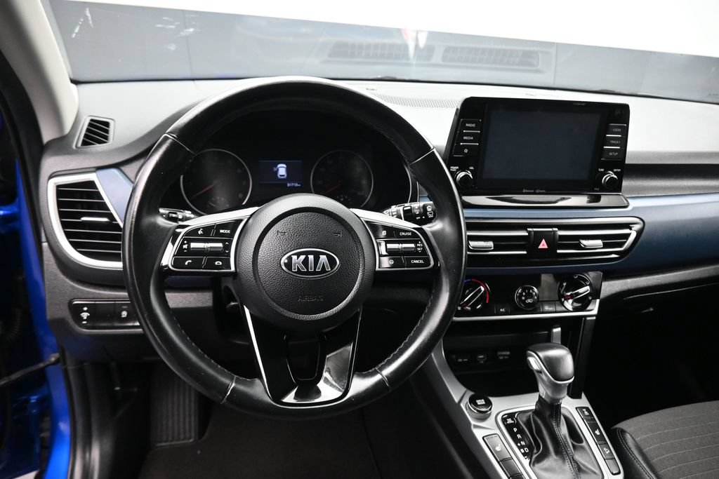 Used 2021 Kia Seltos S AWD/4WD image 15