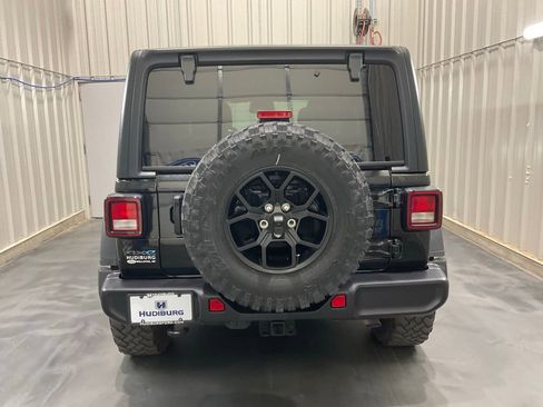 Used 2025 Jeep Wrangler Unlimited Sport S 4xe AWD/4WD image 24