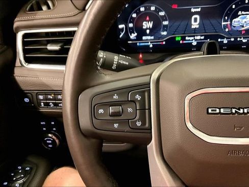 Used 2023 GMC Yukon XL Denali w/ Denali Reserve Package AWD/4WD image 27