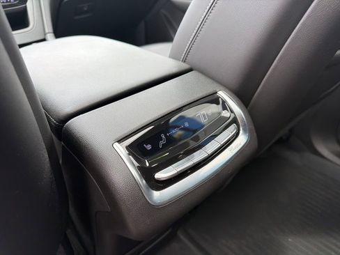 Used 2021 Cadillac XT6 Premium Luxury AWD/4WD image 25
