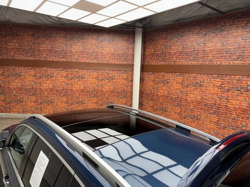 Certified 2021 Mercedes-Benz GLB 250 4MATIC image 26