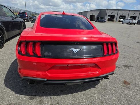 Used 2020 Ford Mustang Coupe image 2
