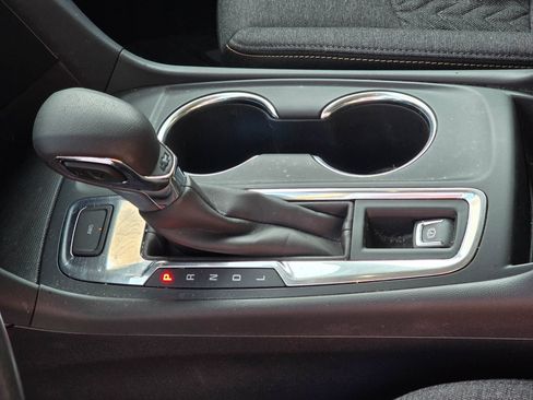 Used 2022 Chevrolet Equinox LT AWD/4WD image 13