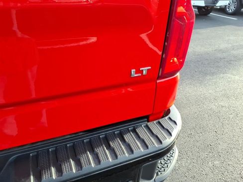 Used 2024 Chevrolet Silverado 1500 LT Trail Boss w/ Convenience Package II image 5