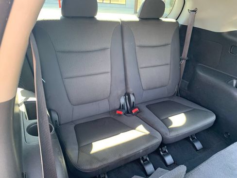 Used 2013 Kia Sorento LX w/ Convenience Pkg FWD image 25