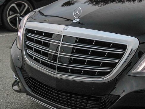 Used 2016 Mercedes-Benz Maybach S 600 image 5