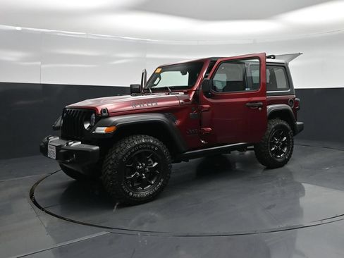 Used 2021 Jeep Wrangler Sport AWD/4WD image 23