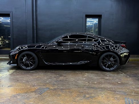 Used 2023 Subaru BRZ Limited image 5