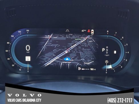 Certified 2023 Volvo XC60 B5 Plus w/ Climate Package image 15