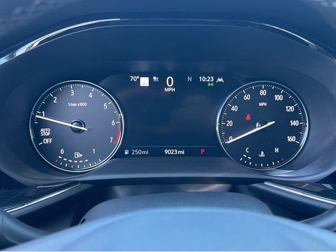 Certified 2022 Buick Envision Essence w/ Technology Package II image 33