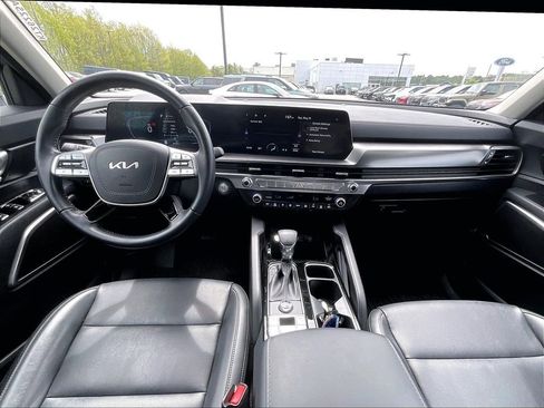 Used 2025 Kia Telluride LX FWD image 20