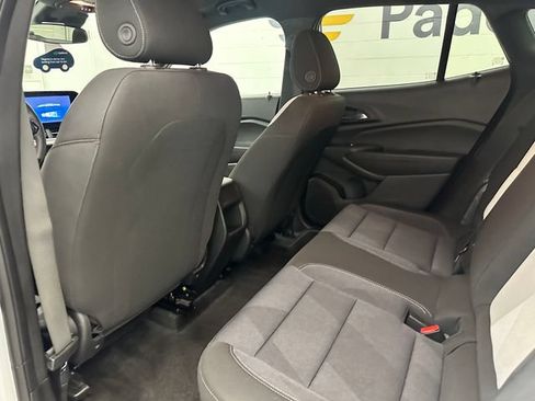 Certified 2024 Chevrolet Trax RS w/ Driver Confidence Package FWD image 16