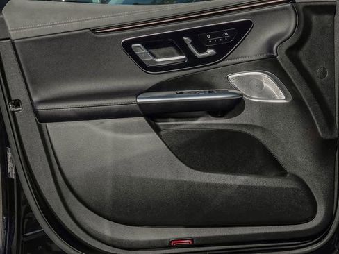 Used 2024 Mercedes-Benz EQE 350+ SUV image 18