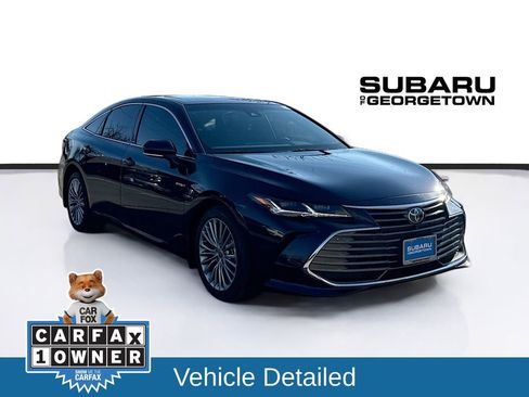 Used 2021 Toyota Avalon Limited image 1