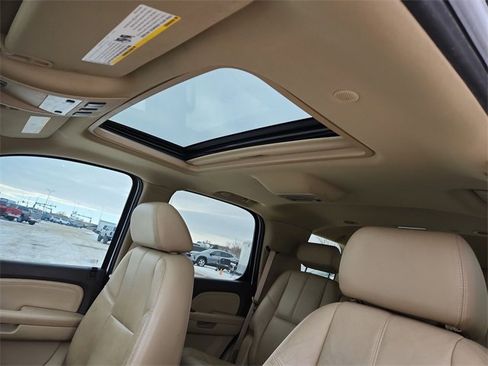 Used 2007 GMC Yukon Denali image 16