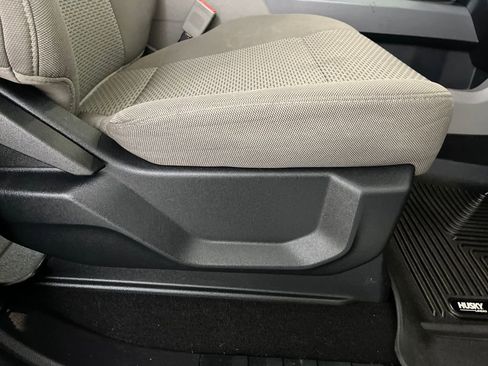 Used 2019 Ford F350 XLT w/ XLT Value Package image 59