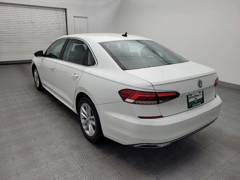 Used 2020 Volkswagen Passat 2.0T SE FWD image 5