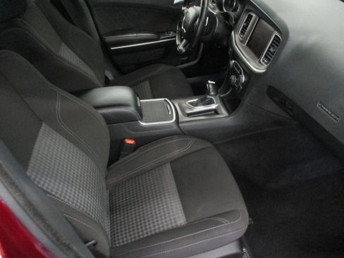 Used 2022 Dodge Charger SXT w/ Cold Weather Package image 11