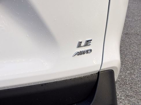 New 2025 Toyota RAV4 LE image 7