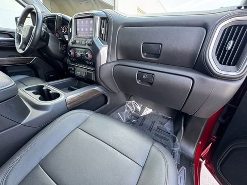 Used 2021 Chevrolet Silverado 1500 LT Trail Boss image 32