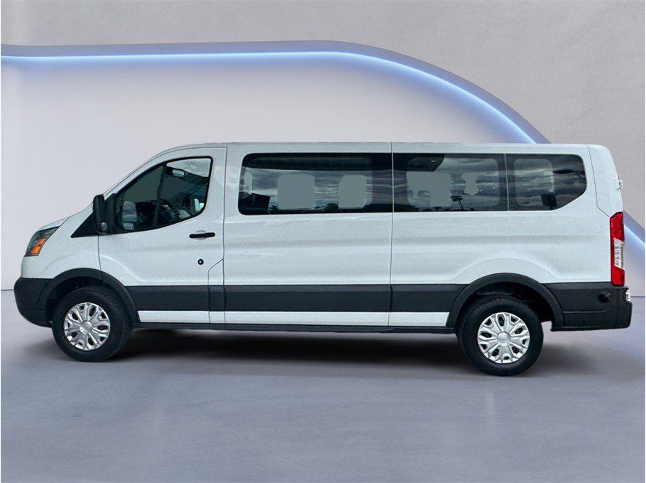 Used 2018 Ford Transit 350 XLT RWD image 3