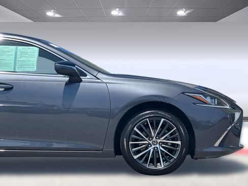 Used 2023 Lexus ES 350 w/ Premium Package FWD image 33