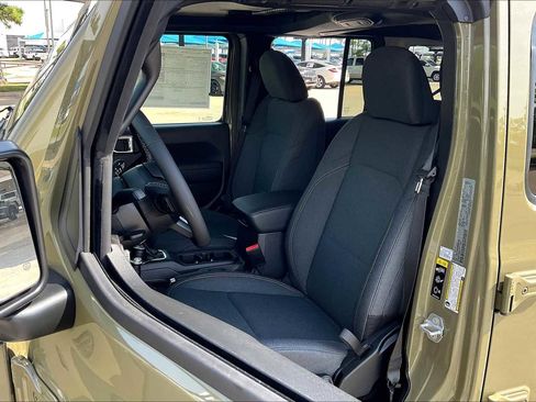 New 2025 Jeep Wrangler Sport S image 9
