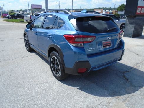 Used 2022 Subaru Crosstrek 2.0i Premium AWD/4WD image 7