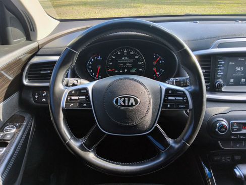 Used 2019 Kia Sorento EX FWD image 6