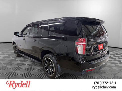 Used 2021 Chevrolet Suburban RST w/ Luxury Package image 3