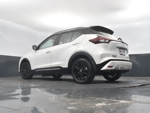 Used 2023 Nissan Kicks SR w/ SR Premium Package image 50