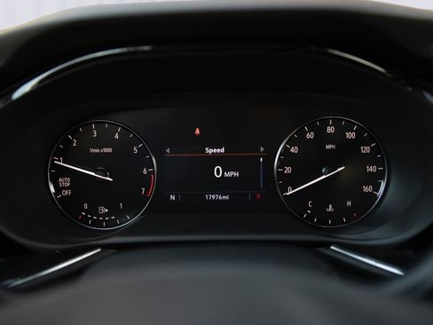 Used 2021 Buick Envision Preferred image 4