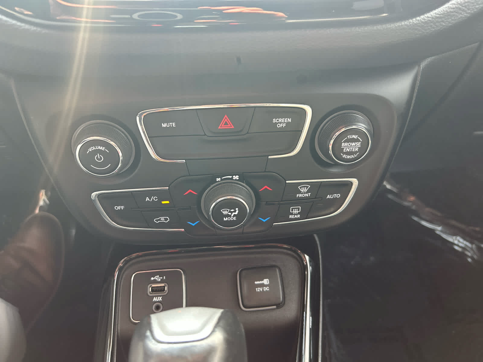 Used 2019 Jeep Compass Limited FWD image 17