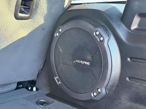 Used 2022 Jeep Wrangler Unlimited Sahara w/ Cold Weather Group image 10