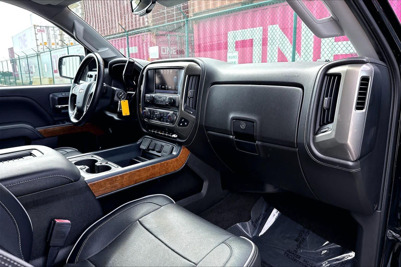 Used 2018 Chevrolet Silverado 1500 High Country AWD/4WD image 10