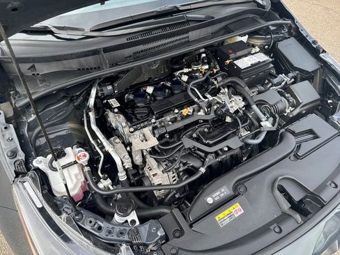 Used 2025 Toyota Corolla LE FWD image 46