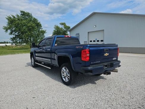 Used 2017 Chevrolet Silverado 2500 High Country w/ Duramax Plus Package AWD/4WD image 8