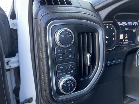 Used 2020 GMC Sierra 1500 AT4 w/ AT4 Premium Package image 19
