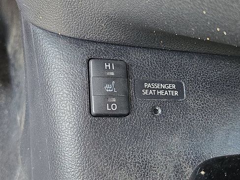 Used 2016 Toyota Prius Four Touring w/ Premium Convenience Package FWD image 25