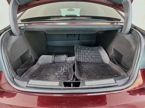 Used 2018 Lincoln Continental Select FWD image 32