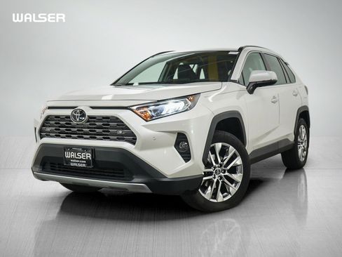 Used 2021 Toyota RAV4 Limited AWD/4WD image 1
