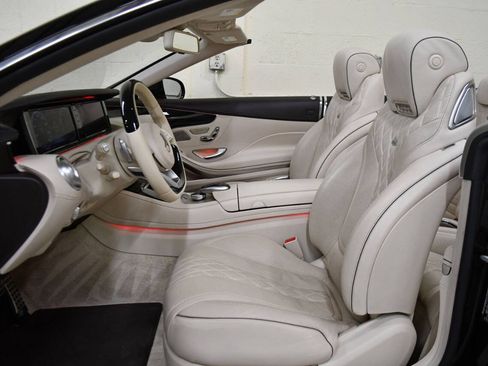 Used 2017 Mercedes-Benz S 550 Cabriolet image 11