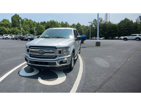Used 2019 Ford F150 XLT image 3