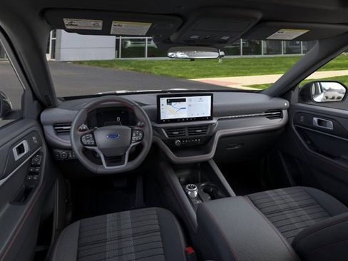 Used 2026 Ford Explorer ST-Line image 9