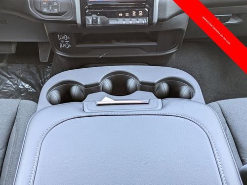 New 2026 RAM 2500 Big Horn AWD/4WD image 18