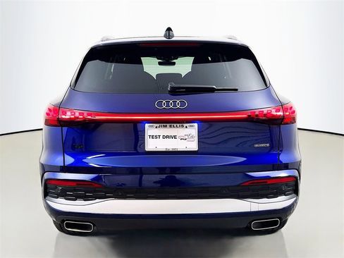 New 2025 Audi Q5 Premium Plus image 6